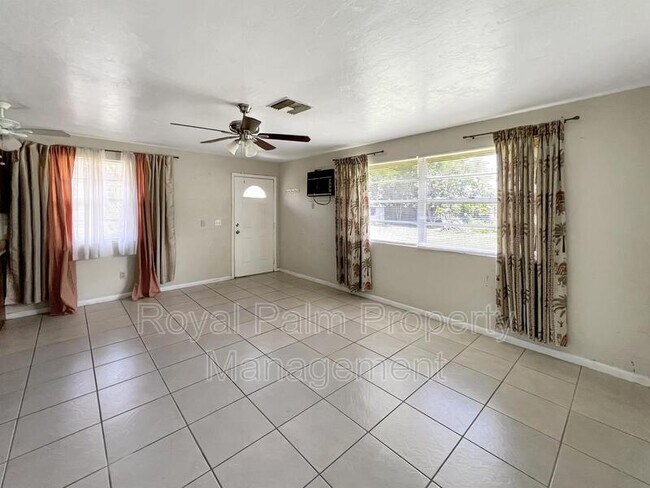 Foto del edificio - 27915 Washington St