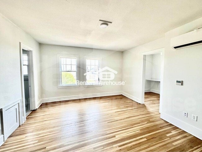 Foto del edificio - 2315 Grand Ave