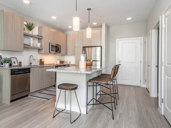 Apartment Kitchen - The Point at Wrentham