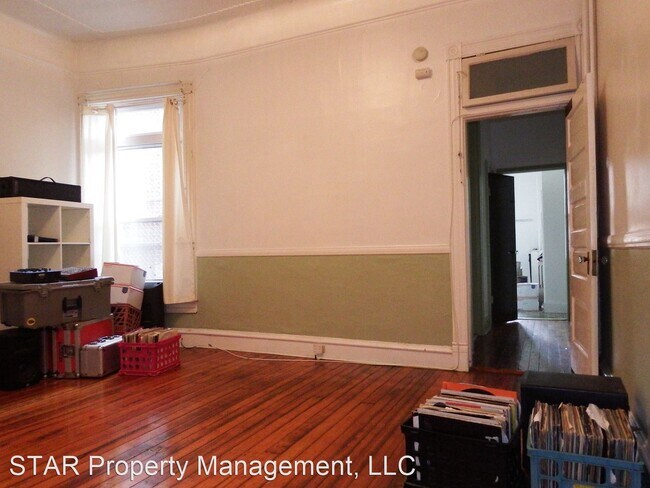 Building Photo - 2823 St Paul St