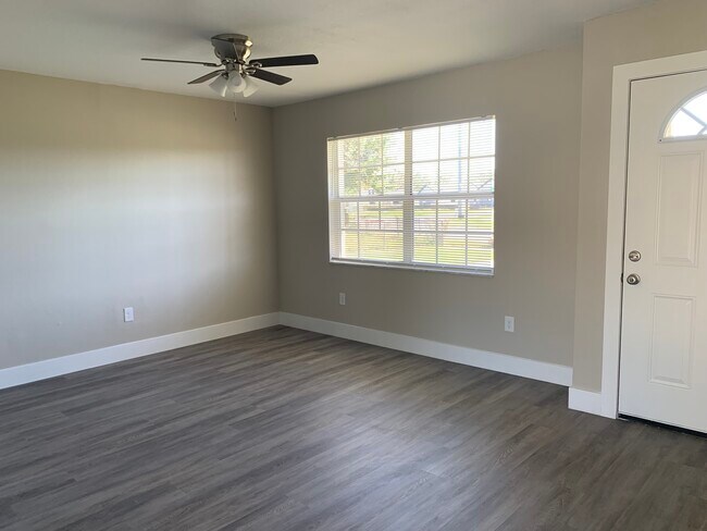 Foto del edificio - 5618 S 12th Ave