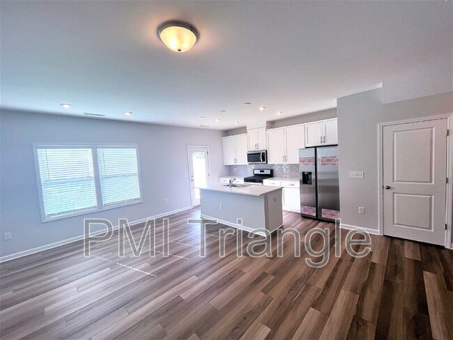 Foto del edificio - 802 Oak Center Dr