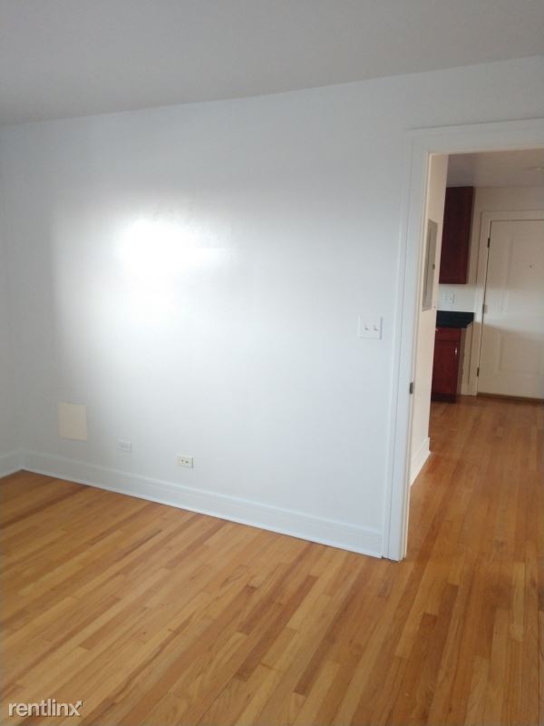 Primary Photo - 2532 W Fitch Ave