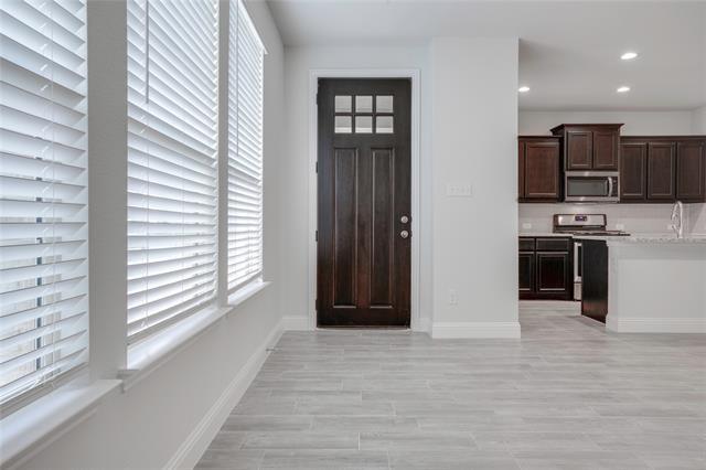 Foto del edificio - 5540 Crawford Dr