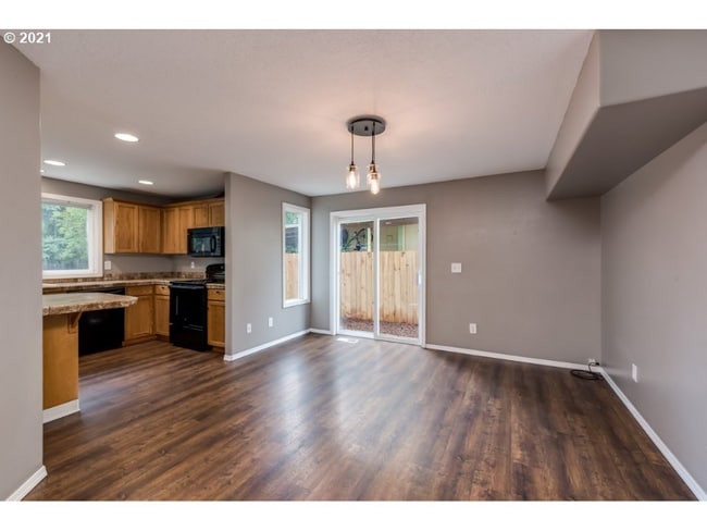 Building Photo - 4315 SE 138th Pl