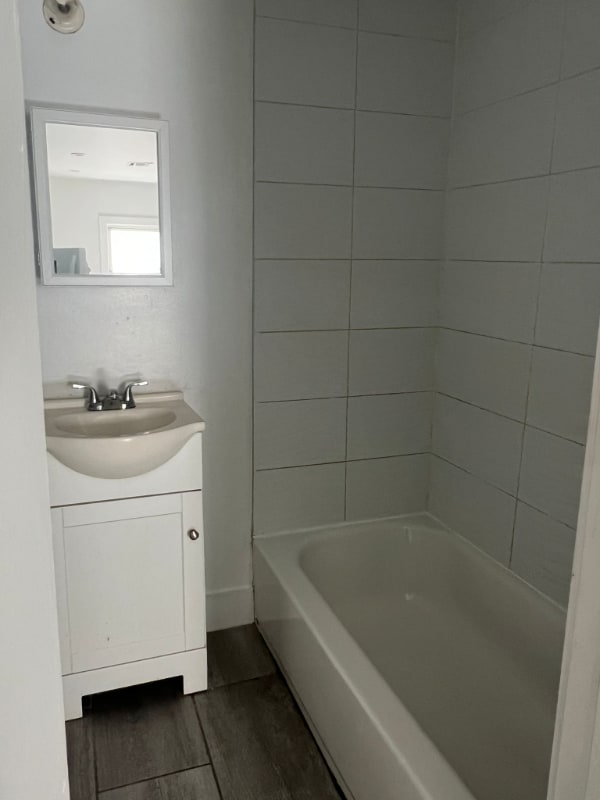 Foto del edificio - 877 S 14th St