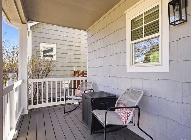 Foto del edificio - Available NOW! 4-Bedroom in one of Denver’s Hottest Neighborhoods!