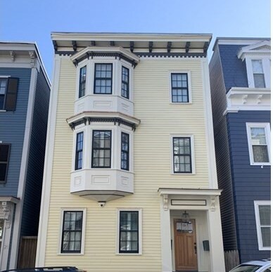 Primary Photo - 21 Trenton St