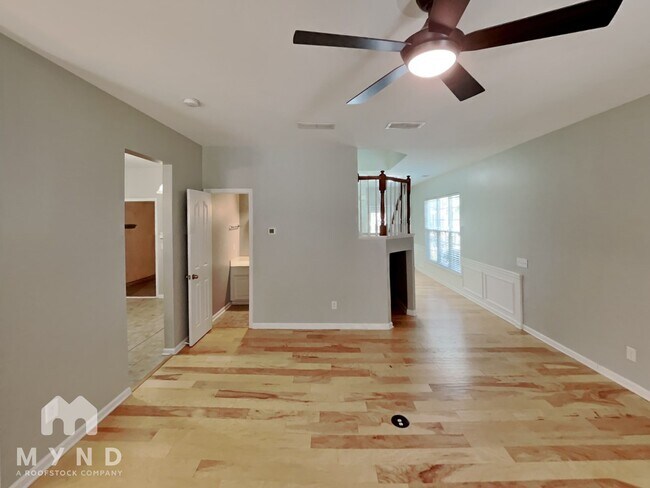 Building Photo - 10119 Blakeney Preserve Dr