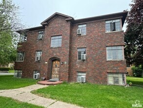 Building Photo - 405 W Columbia Ave