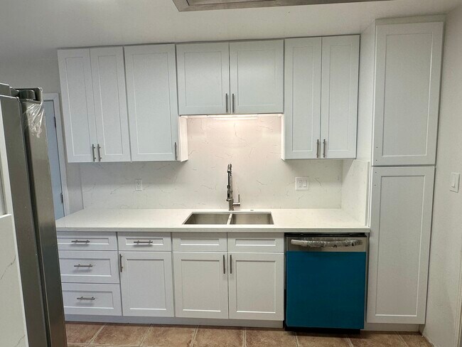 Cocina totalmente nueva - 1033 Pearl St