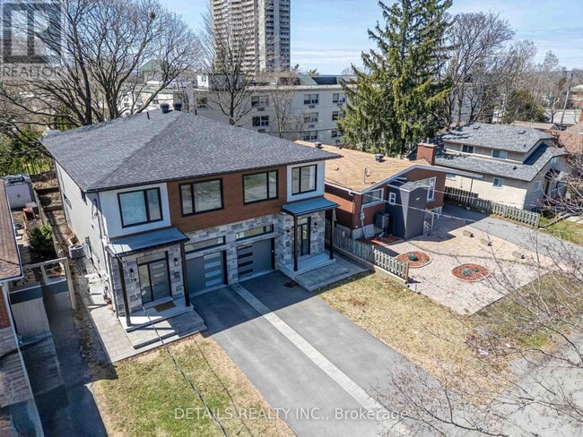 Building Photo - 830 Maplewood Ave