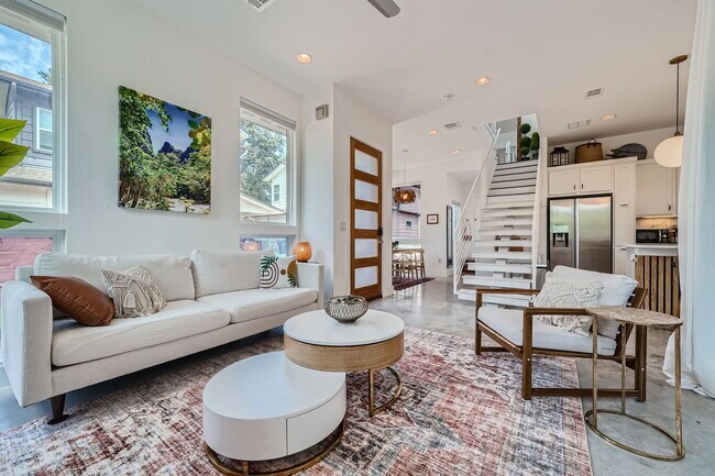 Foto del edificio - 511 W Croslin St