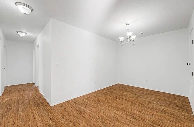 Foto del edificio - 3306 SW Victoria Pl