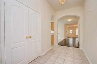 Building Photo - 5715 Afton Ridge Ln