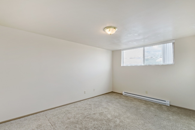 Building Photo - 5625 15th Ave NE