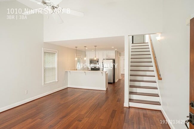 Building Photo - 1010 9th St