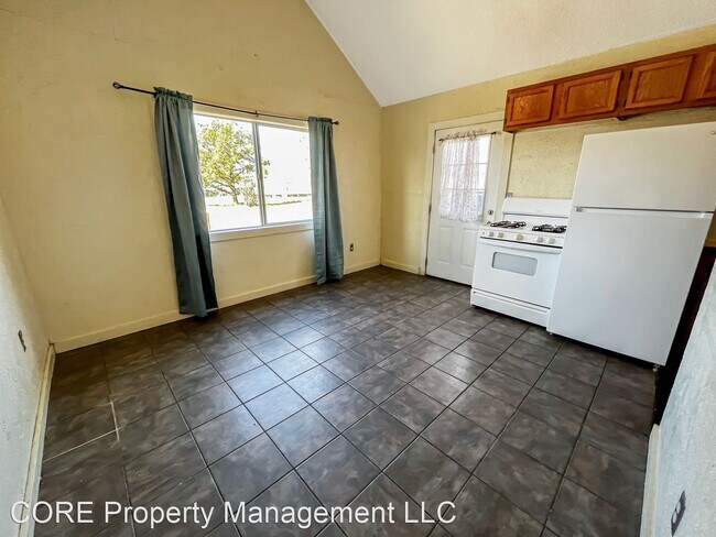 Foto del edificio - 2 br, 1 bath House - 214 North Avenue C