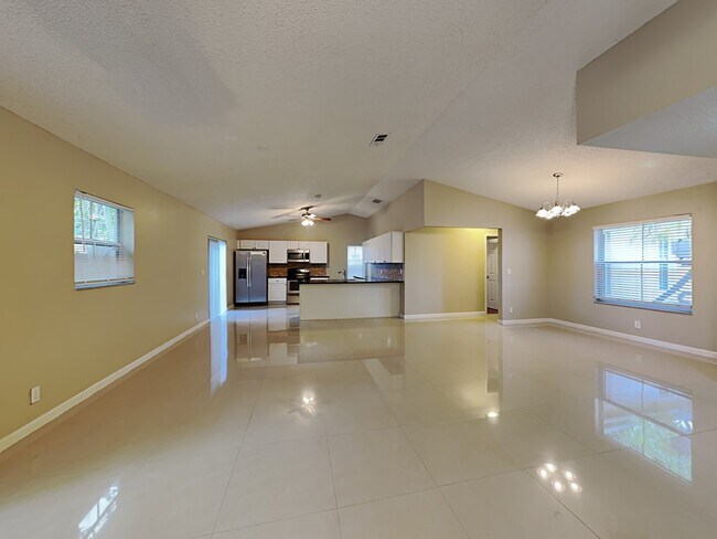 Building Photo - 1410 NW 47th Ave