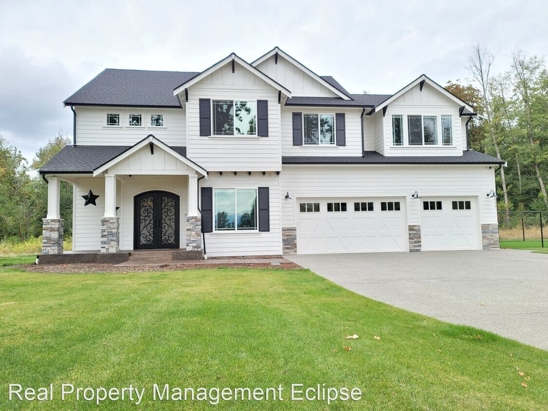 4 br, 2.5 bath House 23670 SE 448th House Rental in Enumclaw, WA