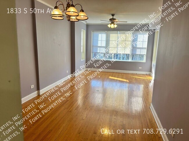 Foto del edificio - 1833 S 50th Ave