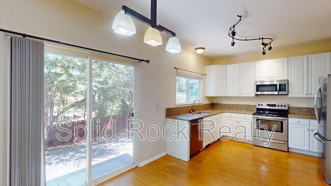 Building Photo - 4656 Canyon Wren Ln