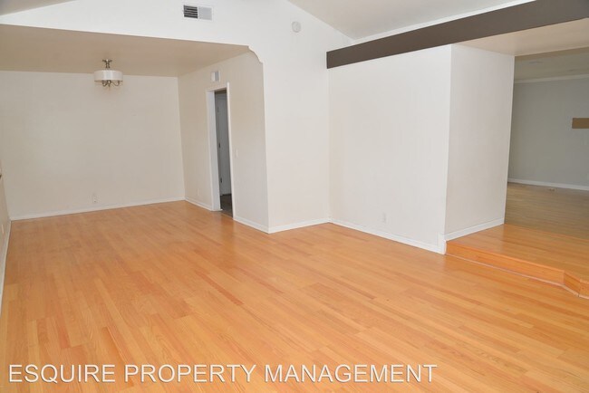 Building Photo - 4 br, 2 bath House - 1076 GRACIA STREET