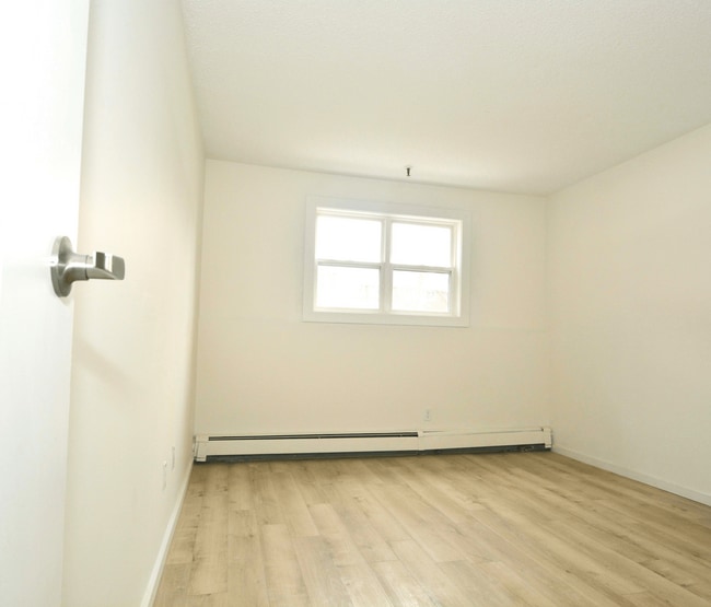 Building Photo - Sheradon Place