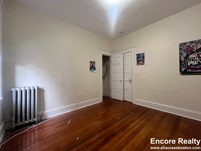Building Photo - 1375 Commonwealth Ave