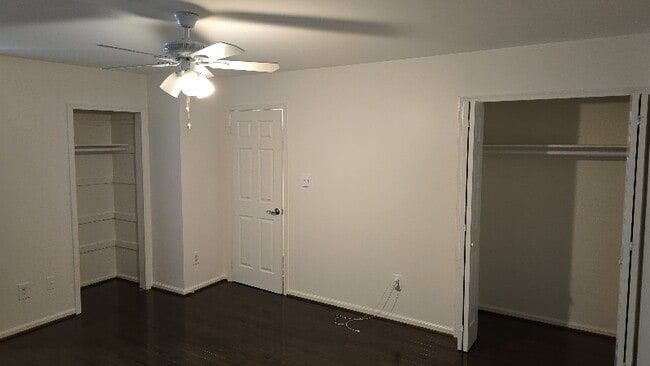 Building Photo - 5719 Rocky Run Dr