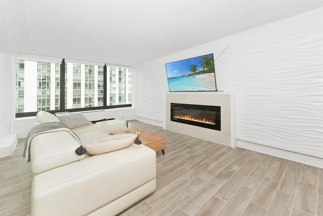 Building Photo - 155 N Harbor Dr