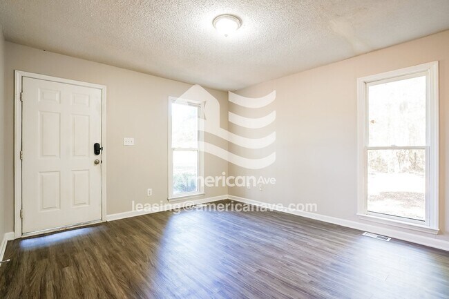 Foto del edificio - 3600 Broughton Rd