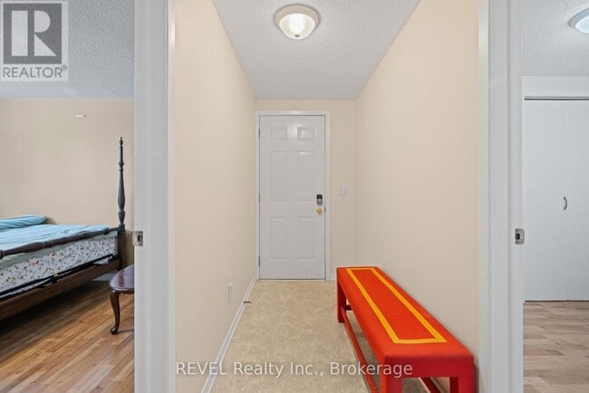 Building Photo - 101 Wellandvale Dr