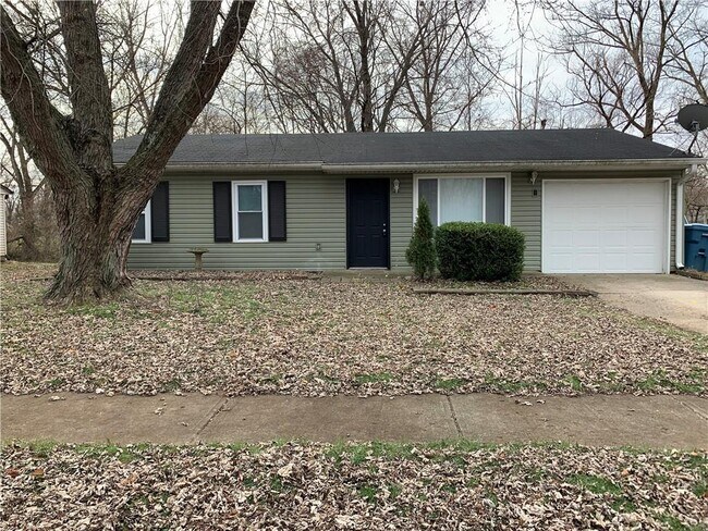Building Photo - 4513 Phoenix Dr