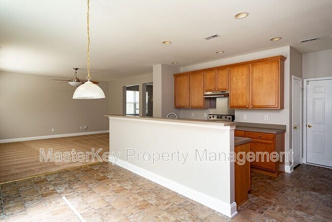 Foto del edificio - 7144 Great Laurel Dr