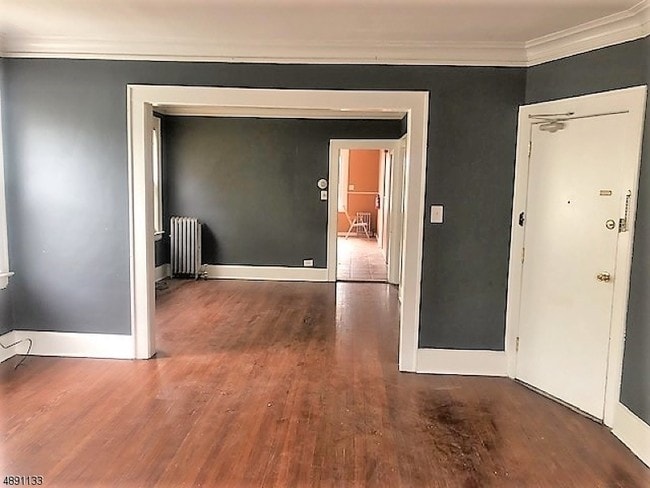 Building Photo - 10 Boyden Pkwy S