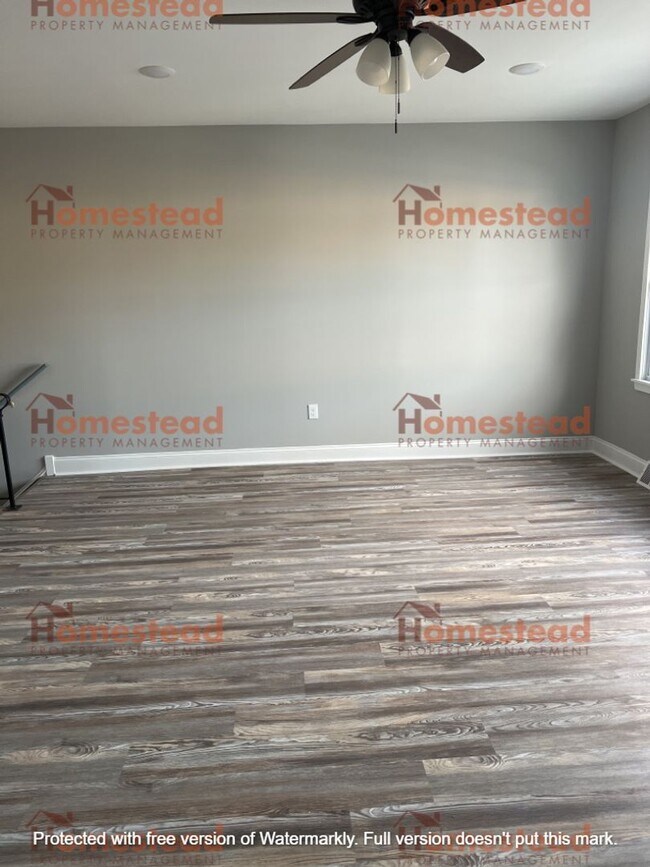Foto del edificio - 3 Bedroom Home in Linwwod!