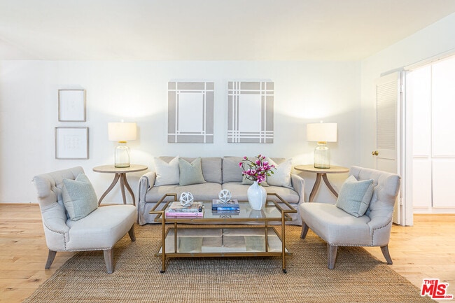 Building Photo - 914 Lincoln Blvd