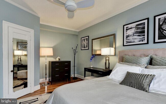 Foto del edificio - 2707 Adams Mill Rd NW