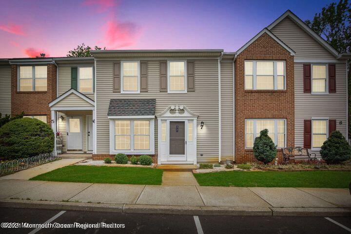 Foto principal - 27 Haverford Ct