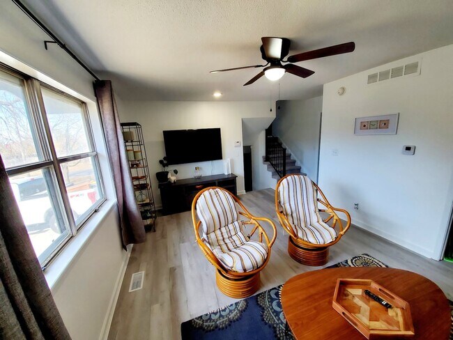 Foto del edificio - 2328 N Charlotte St