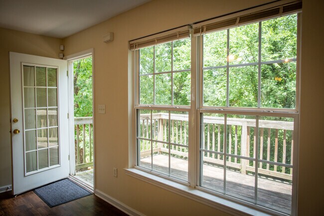 Foto del edificio - 2391 Perry Blvd NW