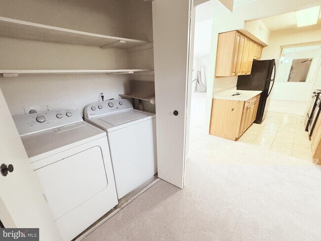 Building Photo - 7716 Hanover Pkwy