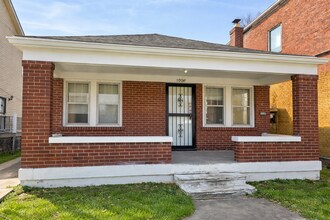 Building Photo - 1908 W Market St