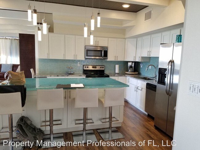 Foto del edificio - 7600 Bayshore Dr