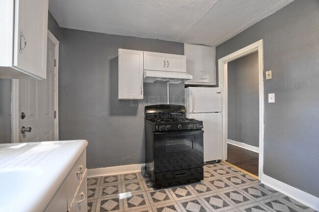 Foto del edificio - 1443 S 32nd St