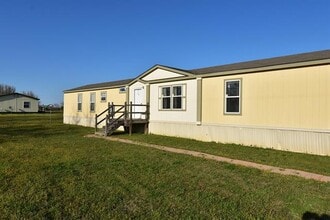 Building Photo - 2745 Ranch Rd