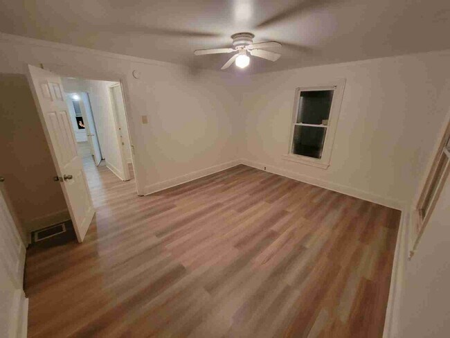 Foto del edificio - 324 S 4th St