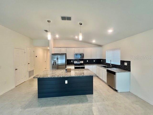 Foto del edificio - 4579 Plainview Rd