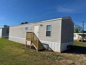 Building Photo - 1301 Avenue A